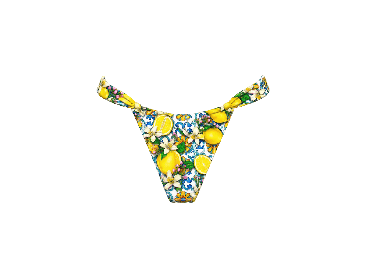 48c60a29-8d37-43a8-9c28-1d6a179f048f - Salt Sand Swim